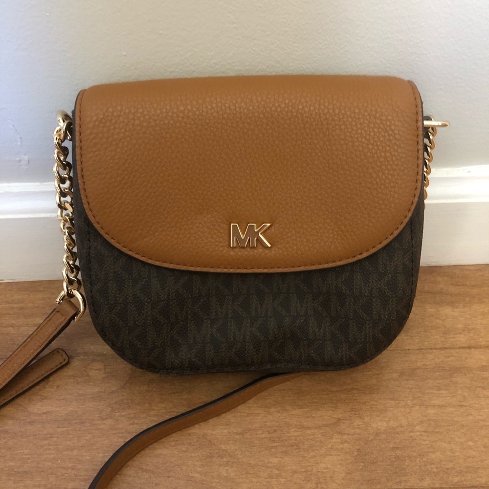 Michael Kors Crossbody Bag